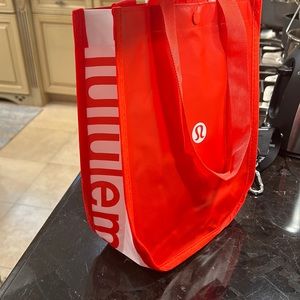 Lulu lemon bag